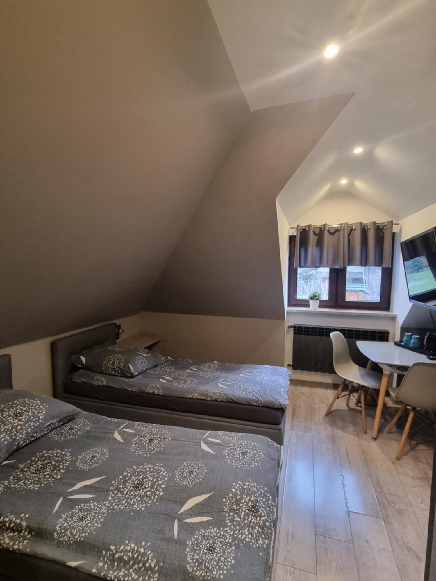 Przystan Apartment Rozalin  Bagian luar foto